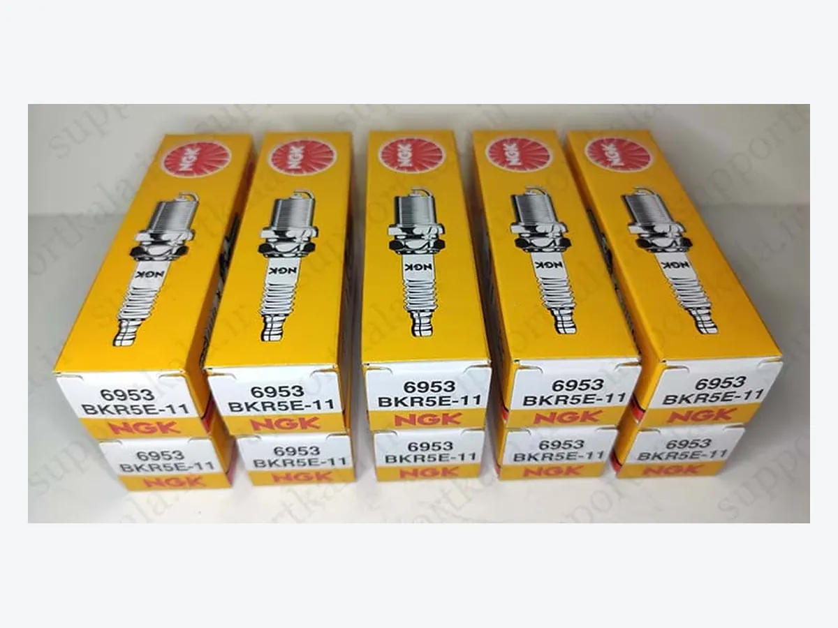 شمع خودرو اصل NGK کد BKR5ES-11